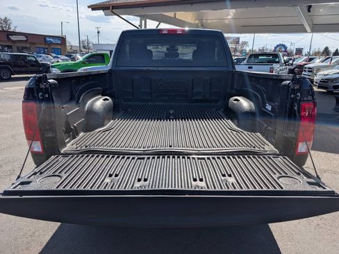 Used 2016 RAM 2500 Tradesman w/ Chrome Appearance Group AWD/4WD image 7