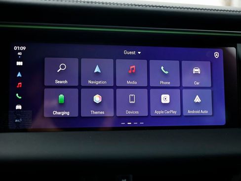 New 2025 Porsche Macan 4S Electric image 32