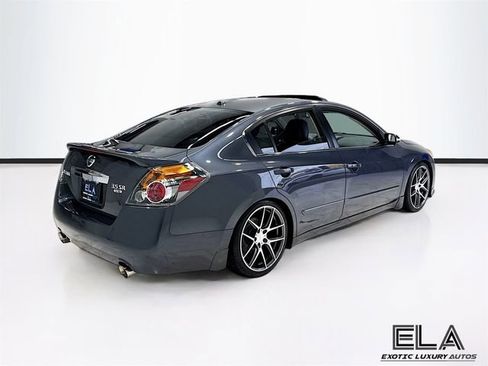 Used 2012 Nissan Altima 3.5 SR w/ Sport Pkg image 8