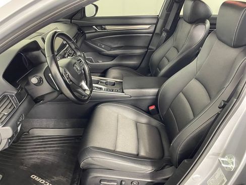 Used 2022 Honda Accord Sport image 2