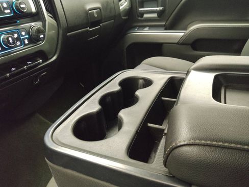 Used 2017 Chevrolet Silverado 1500 LT w/ All Star Edition image 26