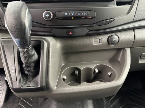 New 2026 Ford Transit 250 148 Medium Roof image 27
