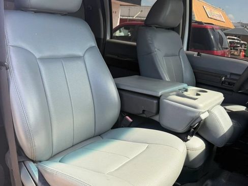 Used 2011 Ford F350 Lariat w/ Lariat Ultimate Pkg AWD/4WD image 18