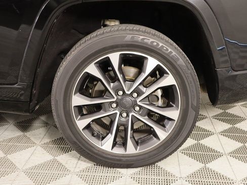 Used 2023 Jeep Grand Cherokee L Overland w/ Trailer Tow Group (B) image 21