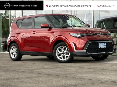 Used 2023 Kia Soul LX w/ LX Technology Package
