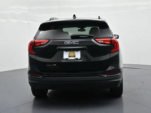 Used 2021 GMC Terrain SLT w/ Infotainment Package II FWD image 7