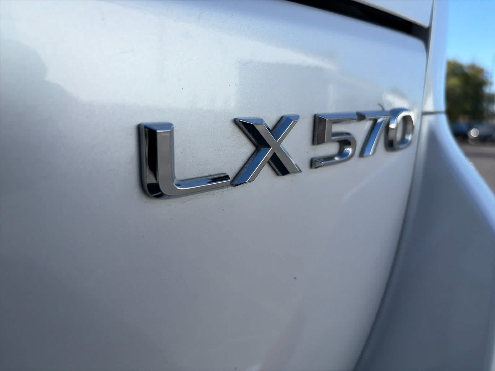 Used 2021 Lexus LX 570 4WD w/ Luxury Package image 5