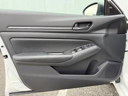New 2025 Nissan Altima 2.5 S image 16
