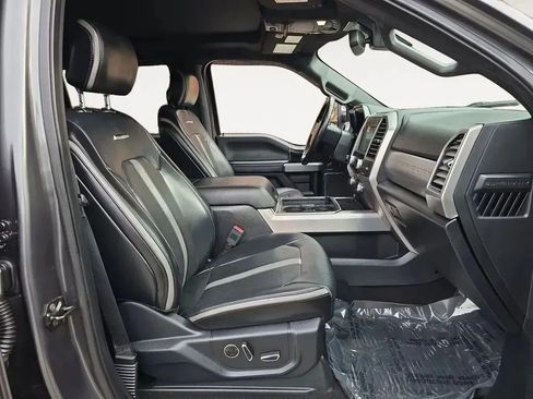 Used 2019 Ford F250 Platinum w/ Platinum Ultimate Package image 15