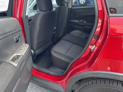 Used 2019 Mitsubishi Outlander Sport SE image 9