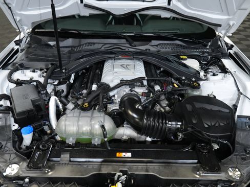 Used 2020 Ford Mustang Shelby GT500 w/ Carbon Fiber Track Pack RWD image 43