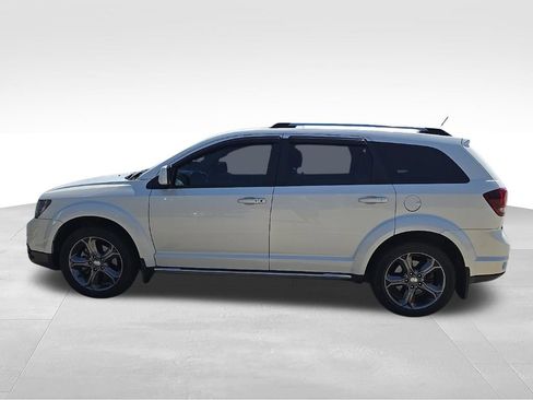 Used 2017 Dodge Journey Crossroad FWD image 16