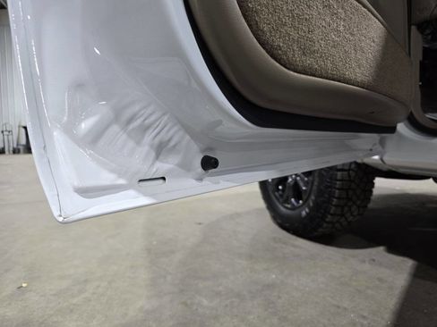 Used 2005 Chevrolet Silverado 1500 4x4 Crew Cab w/ Safe And Sound Package image 78