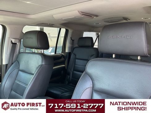 Used 2018 GMC Yukon XL Denali w/ Open Road Package AWD/4WD image 9