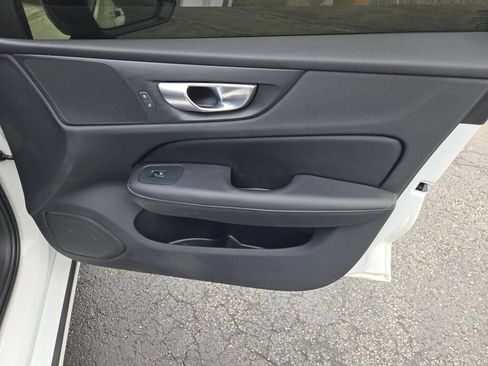 Used 2024 Volvo S60 B5 Core FWD image 7