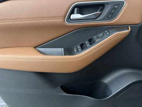 New 2026 Nissan Rogue Platinum AWD/4WD image 22