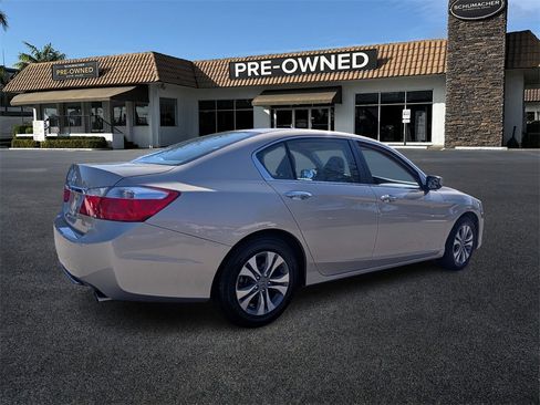 Used 2015 Honda Accord LX image 7
