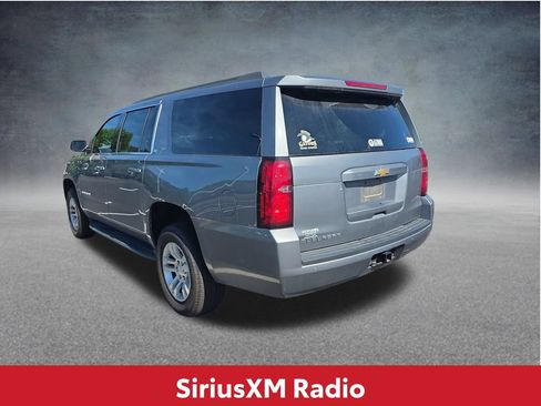 Used 2019 Chevrolet Suburban LT RWD image 10