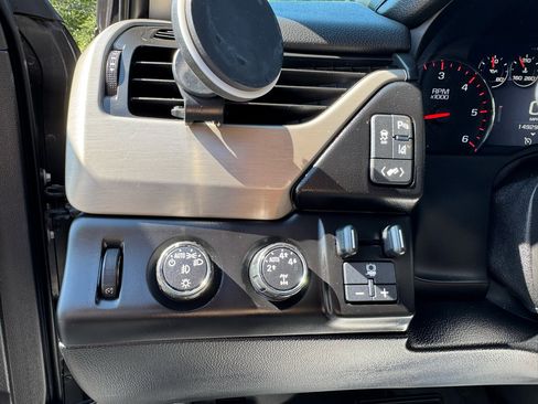 Used 2015 GMC Yukon XL Denali w/ Open Road Package image 18