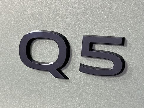New 2025 Audi Q5 Premium image 10