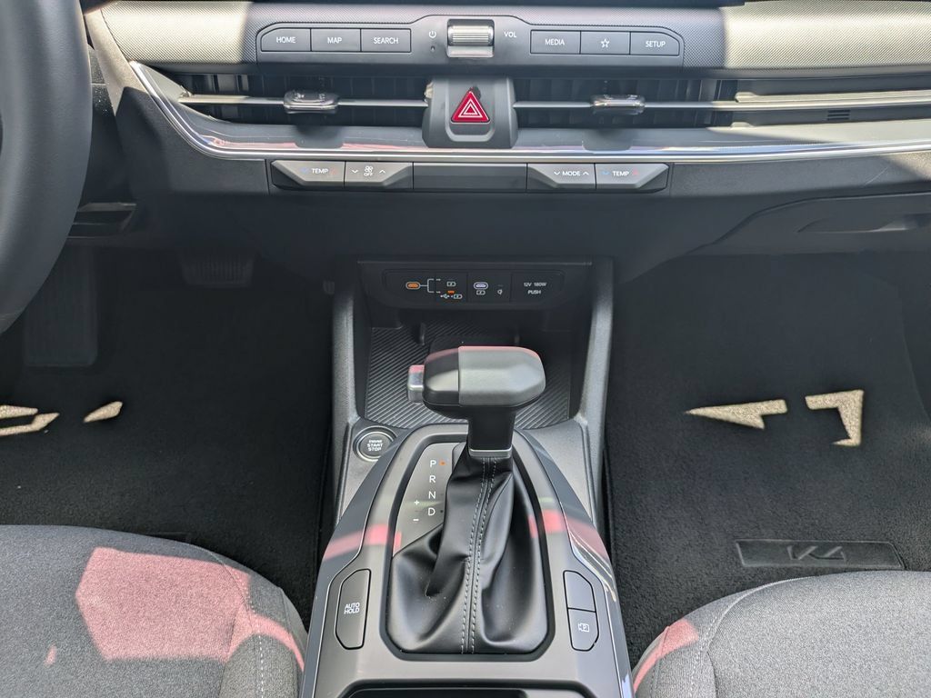 Used 2025 Kia K4 EX FWD image 18