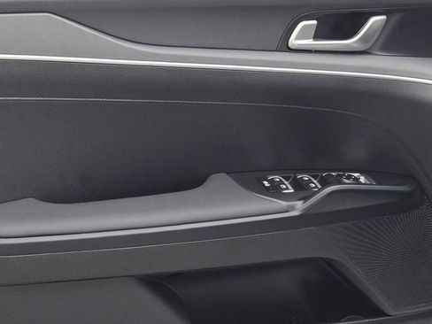 New 2026 Kia K5 LXS FWD image 15