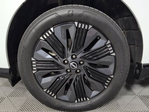 Used 2025 Nissan Murano Platinum w/ Cargo Package AWD/4WD image 10