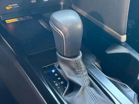 Used 2025 Toyota Camry SE FWD image 21