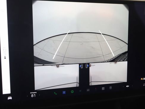 Used 2022 Tesla Model X image 10