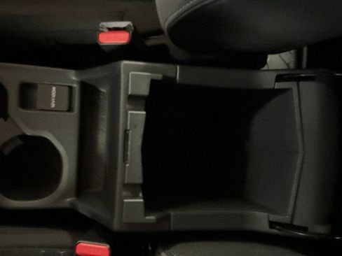 Certified 2025 Subaru Forester Premium AWD/4WD image 26