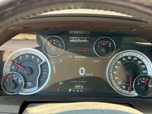Used 2019 RAM 1500 Laramie w/ Convenience Group AWD/4WD image 14