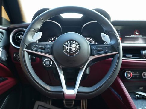 Used 2019 Alfa Romeo Stelvio Ti Sport w/ Quick Order Package 22S Sport image 46