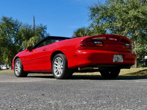 Used 2000 Chevrolet Camaro Z28 w/ SS Performance/Appearance Pkg image 20