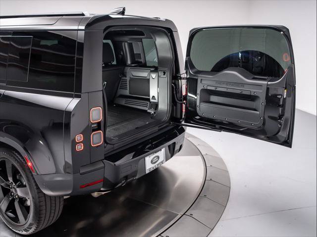 Used 2026 Land Rover Defender 110 S AWD/4WD image 31