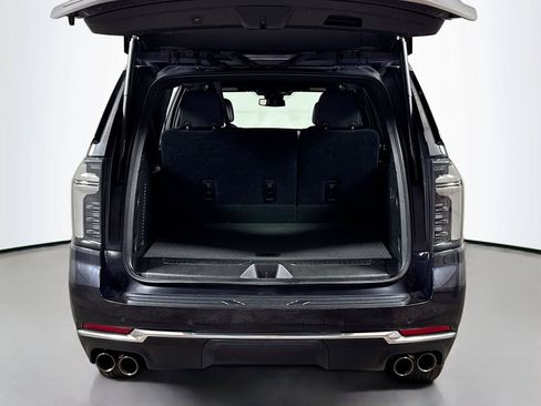 Certified 2025 Chevrolet Suburban Premier AWD/4WD image 25