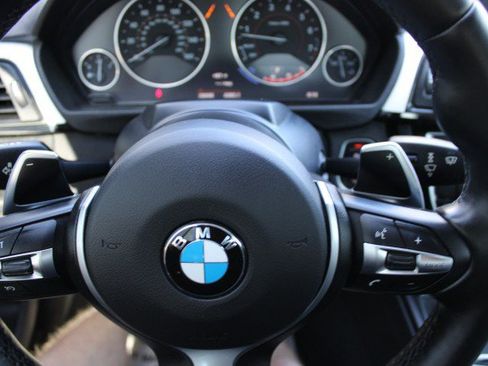Used 2017 BMW 430i Convertible w/ Technology Package RWD image 28