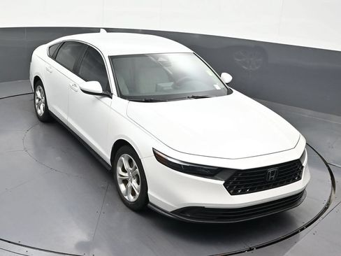 Used 2023 Honda Accord LX image 21
