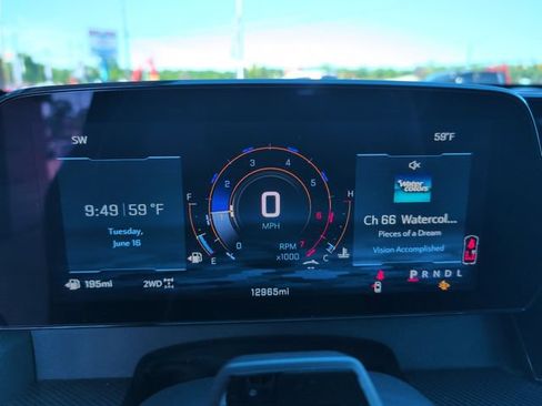 Used 2025 Chevrolet Traverse High Country w/ LPO, Floor Liner Package AWD/4WD image 16