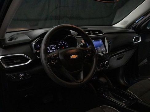 Used 2021 Chevrolet TrailBlazer LT w/ Convenience Package image 22
