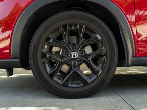 Used 2024 Honda HR-V Sport image 14
