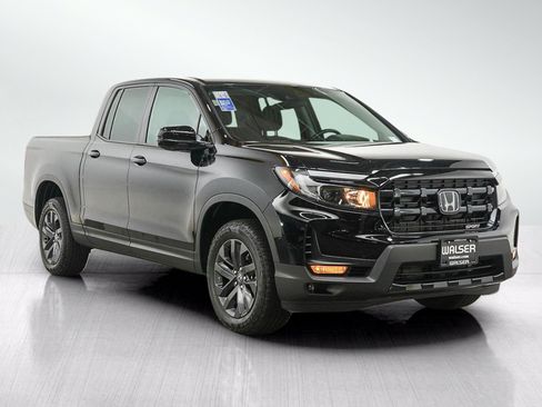 Used 2024 Honda Ridgeline Sport image 7