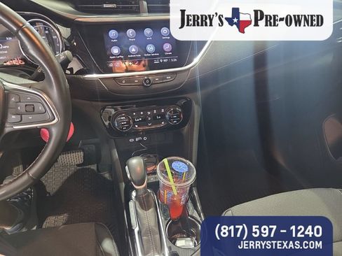Used 2021 Buick Encore GX Select w/ Sport Touring Package FWD image 9