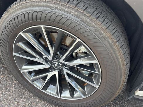 Used 2025 Lexus NX 350h AWD w/ Premium Package image 5