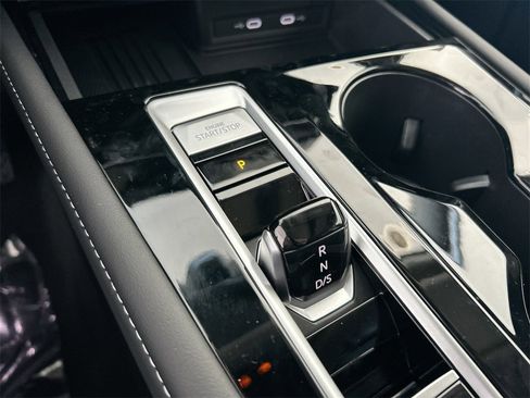 New 2026 Volkswagen Atlas SE image 29