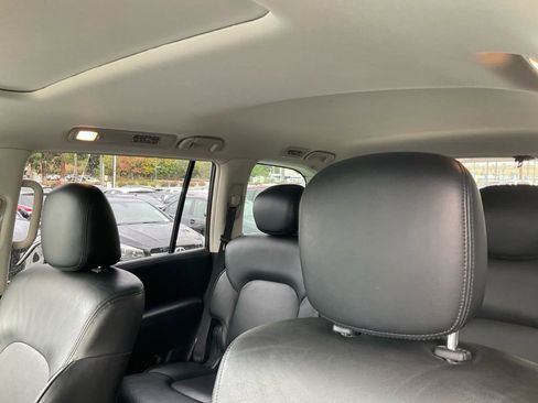Used 2022 Nissan Armada SL image 16
