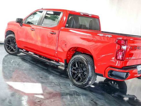 Used 2024 Chevrolet Silverado 1500 Custom w/ Turbomax Blackout Package AWD/4WD image 11