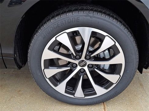 New 2026 Audi Q3 quattro 2.0T image 8