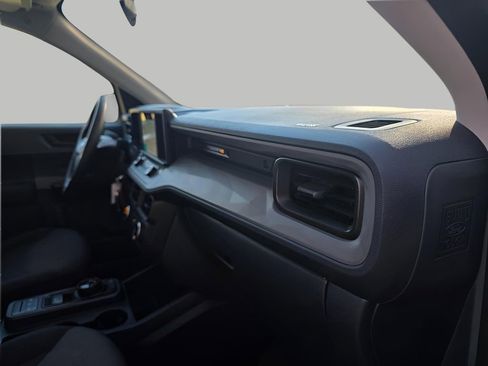 Used 2022 Ford Maverick XL image 12