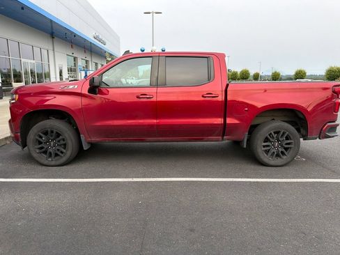 Used 2022 Chevrolet Silverado 1500 RST w/ Convenience Package II AWD/4WD image 2