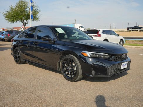 Used 2025 Honda Civic Sport image 3